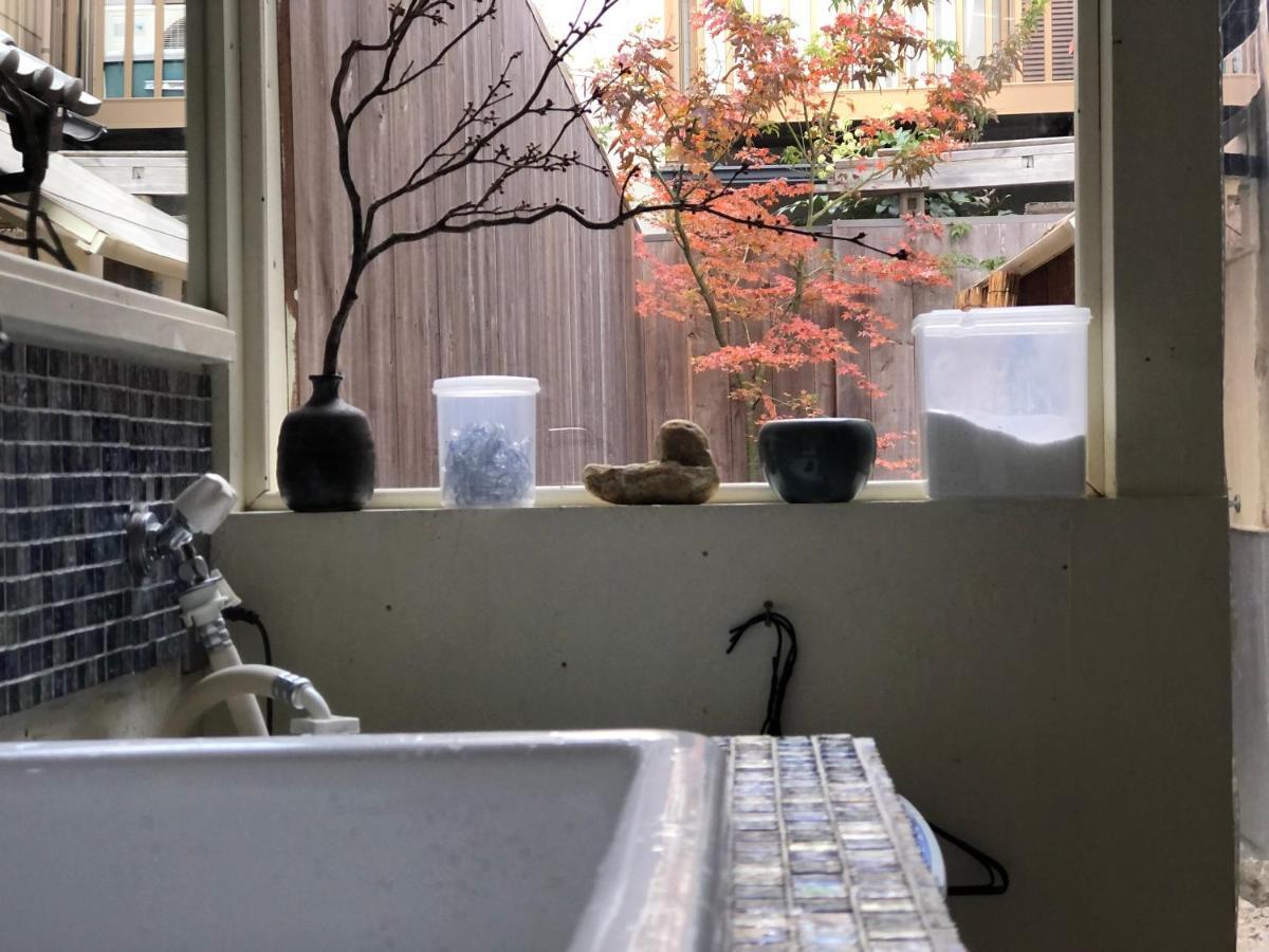 Kyoto Style Small Inn Iru ภายนอก รูปภาพ